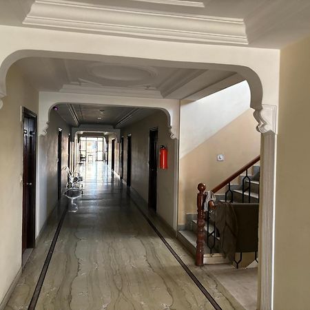 Hotel Siddhi Vinayak Station Road Τζαϊπούρ Εξωτερικό φωτογραφία