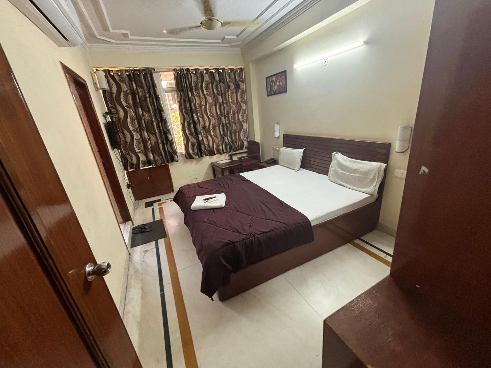 Hotel Siddhi Vinayak Station Road Τζαϊπούρ Εξωτερικό φωτογραφία