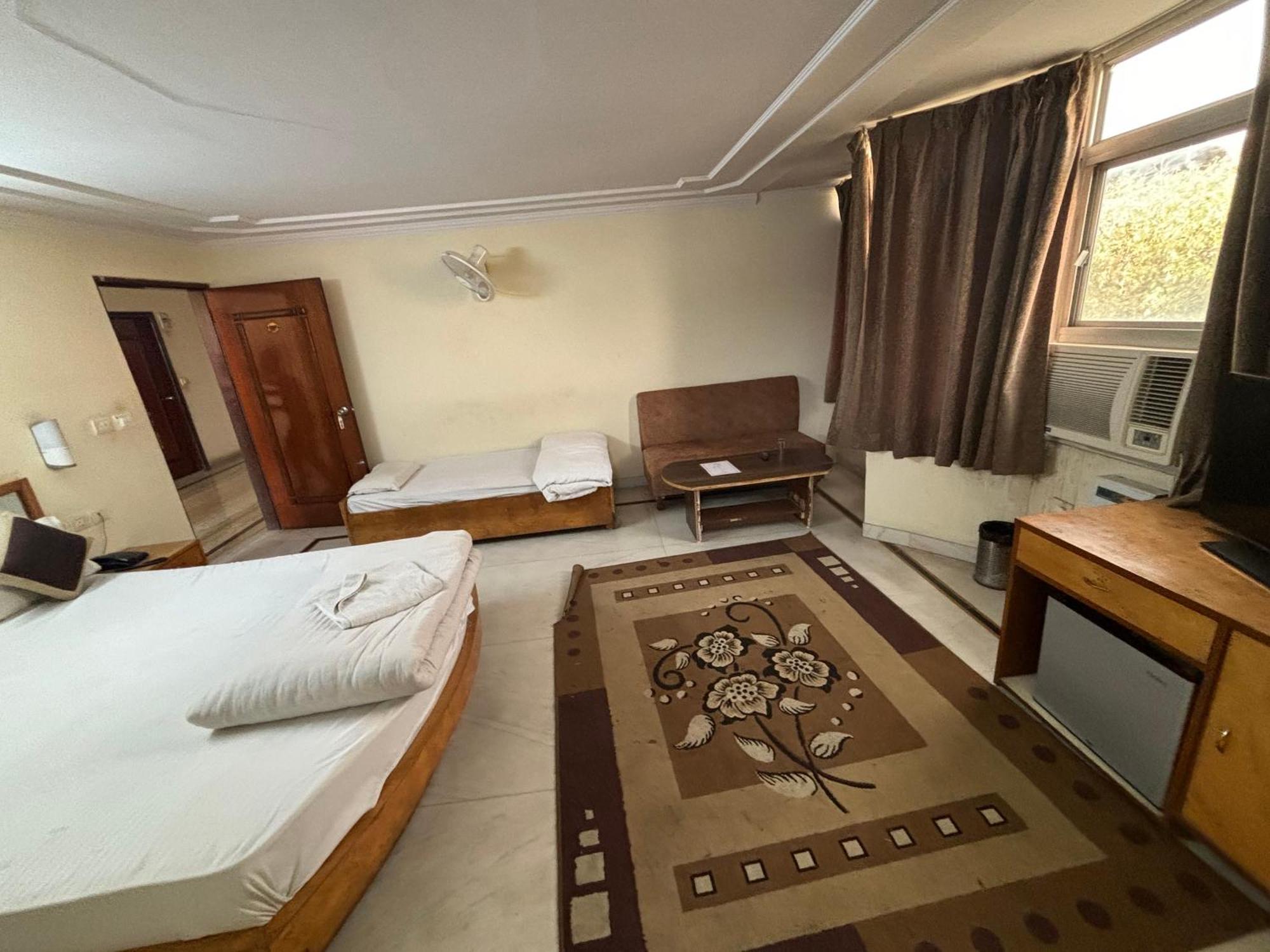 Hotel Siddhi Vinayak Station Road Τζαϊπούρ Εξωτερικό φωτογραφία