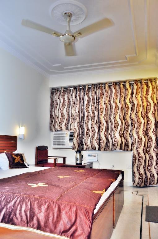 Hotel Siddhi Vinayak Station Road Τζαϊπούρ Εξωτερικό φωτογραφία